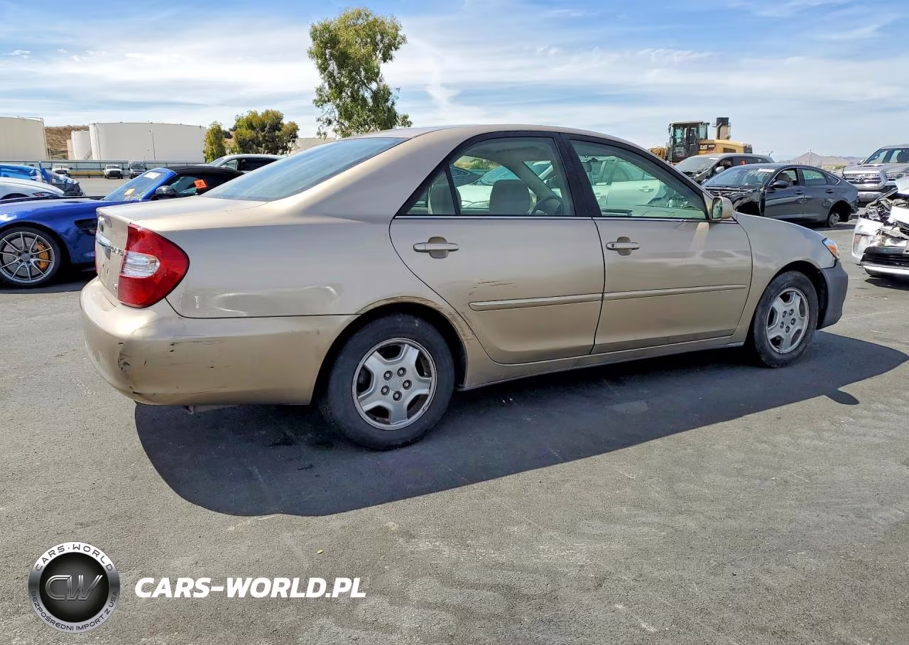 2002 Toyota Camry Le V6 VIN:4T1BF30K12U023868 - 3
