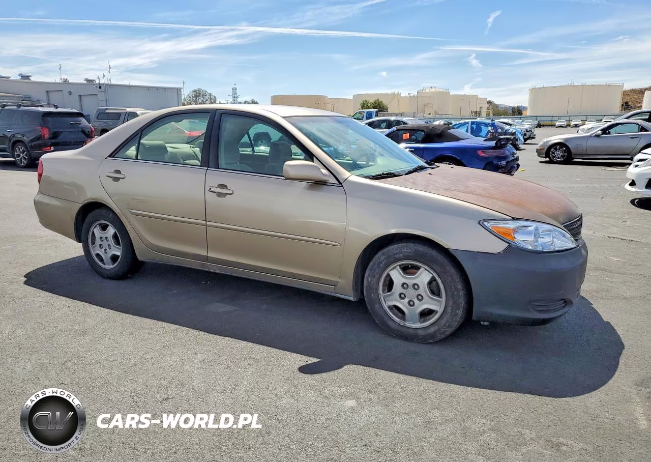 2002 Toyota Camry Le V6 VIN:4T1BF30K12U023868 - 4