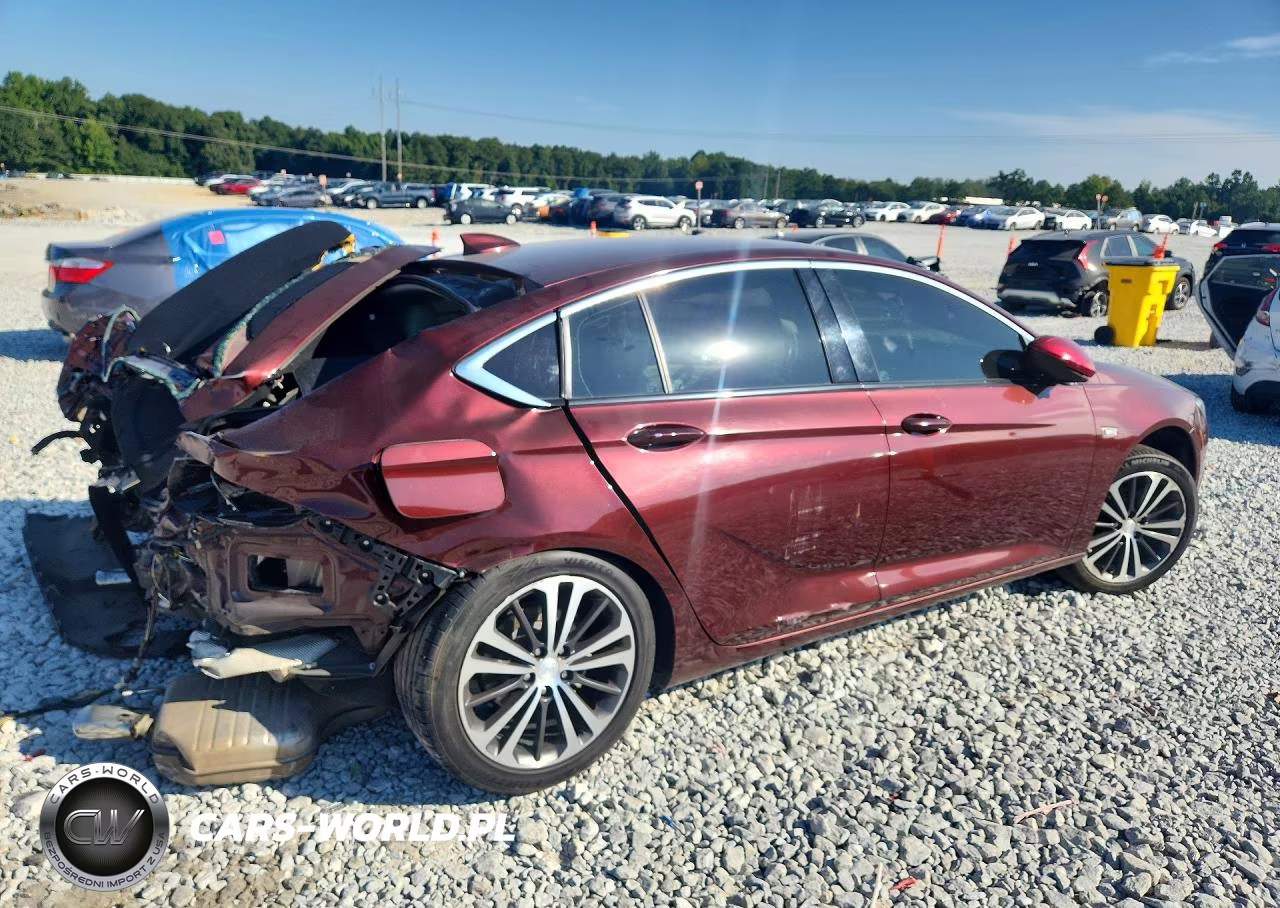 2020 Buick Regal Essence VIN:W04GP6SX7L1008256 - 3