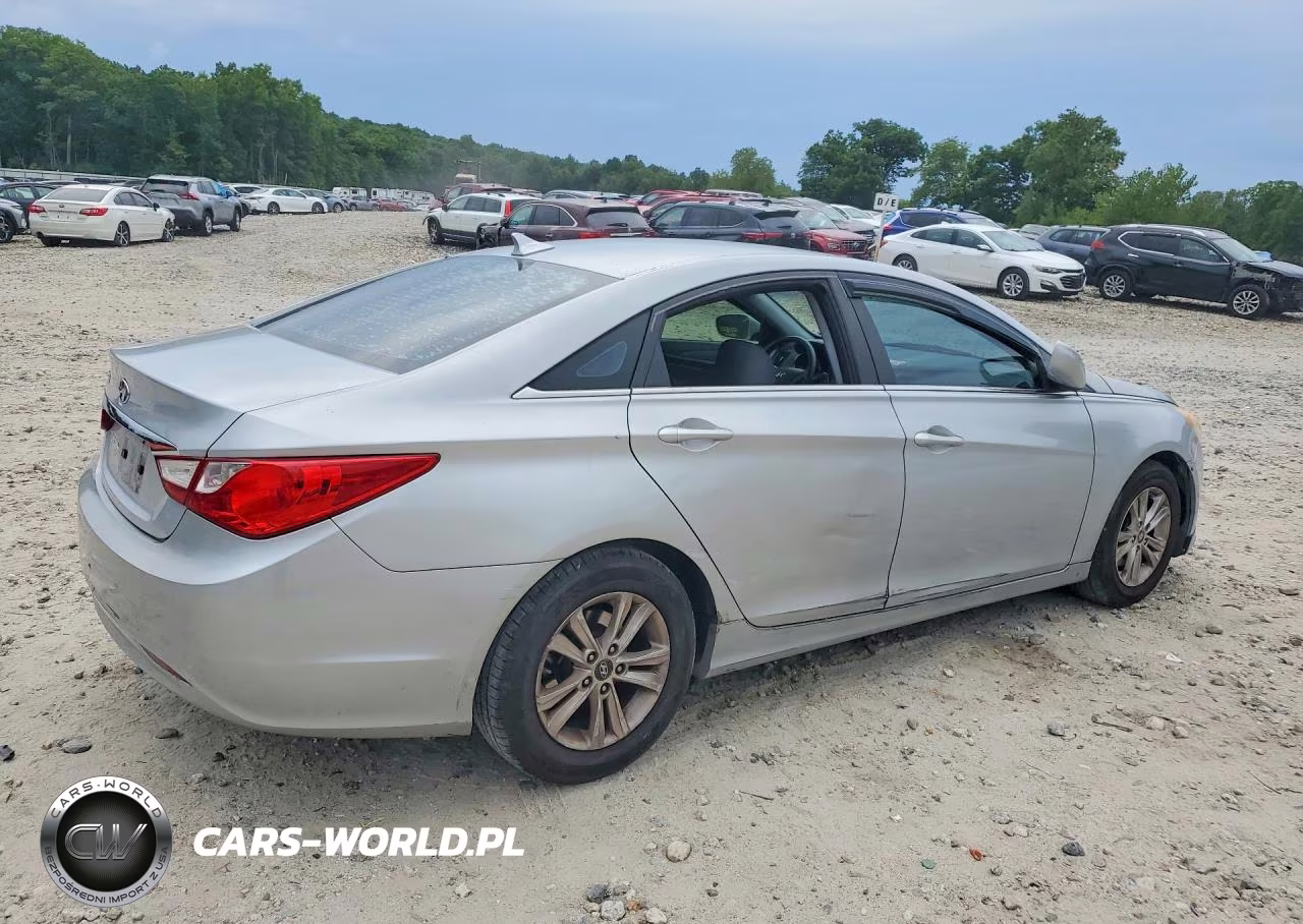 2011 Hyundai Sonata Gls VIN:5NPEB4AC5BH017155 - 3