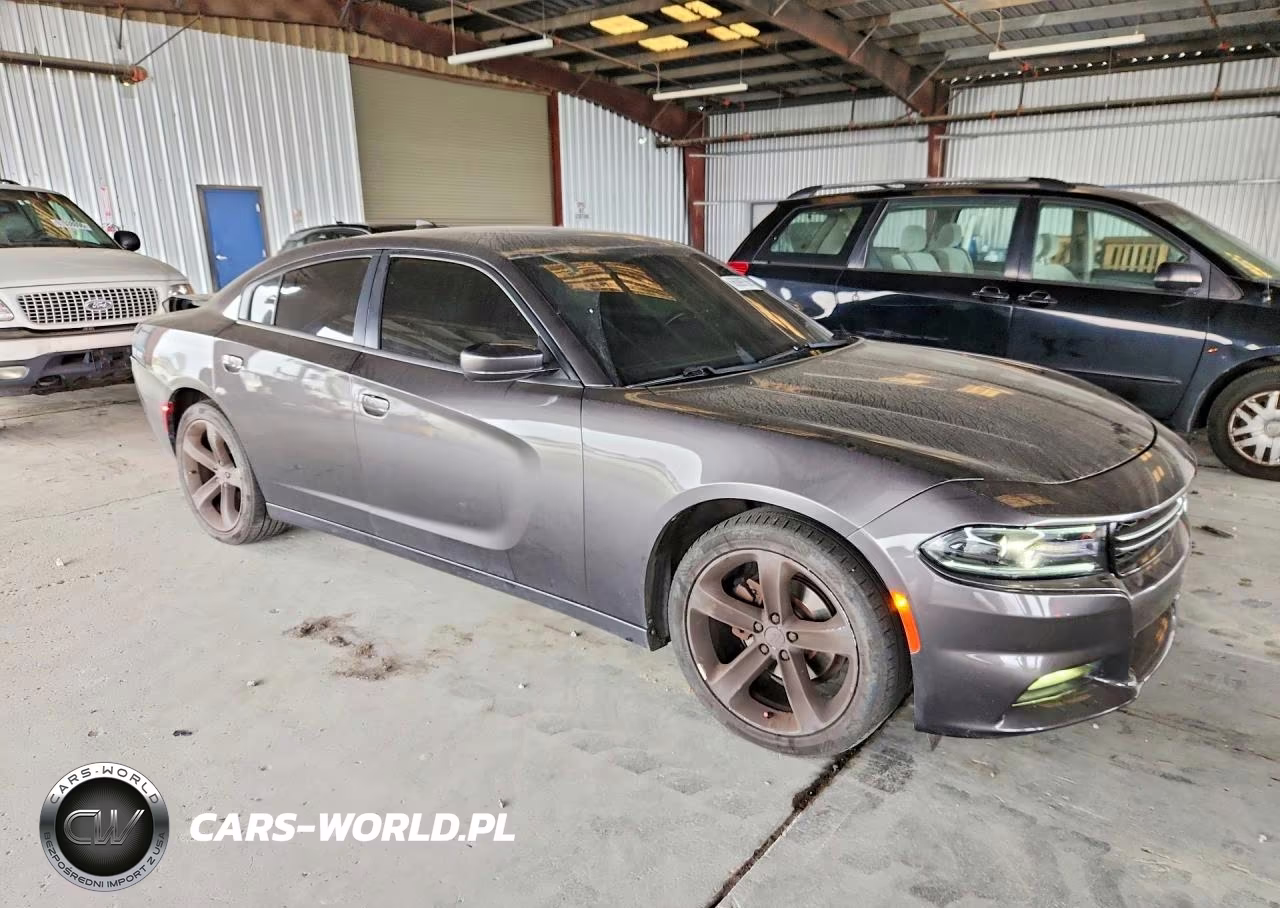 2018 Dodge Charger Sxt Plus VIN:2C3CDXHG0JH315149 - 4