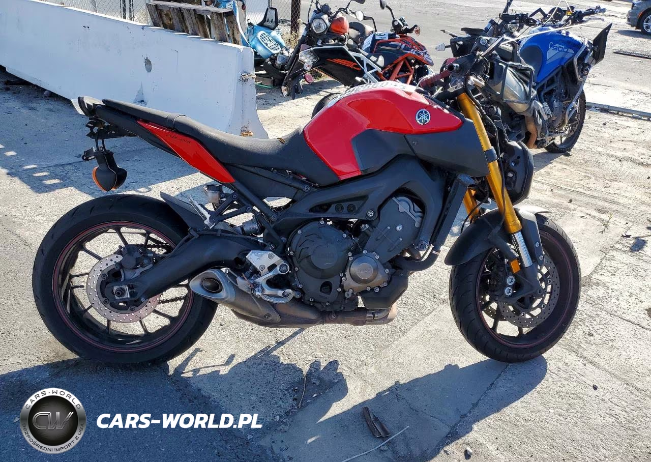 2014 Yamaha Fz09 – zdjęcie 1 z 9
