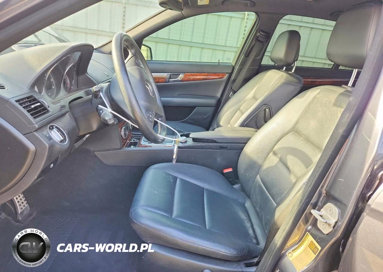 2011 Mercedes-Benz C 350 VIN:WDDGF5GB2BR145238 - 7