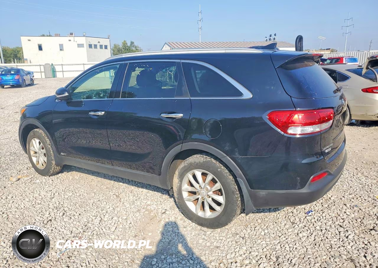 2018 Kia Sorento Lx VIN:5XYPGDA38JG383319 - 2