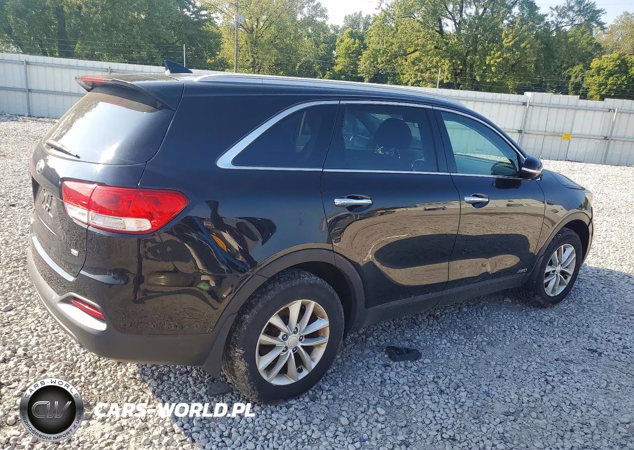 2018 Kia Sorento Lx VIN:5XYPGDA38JG383319 - 3