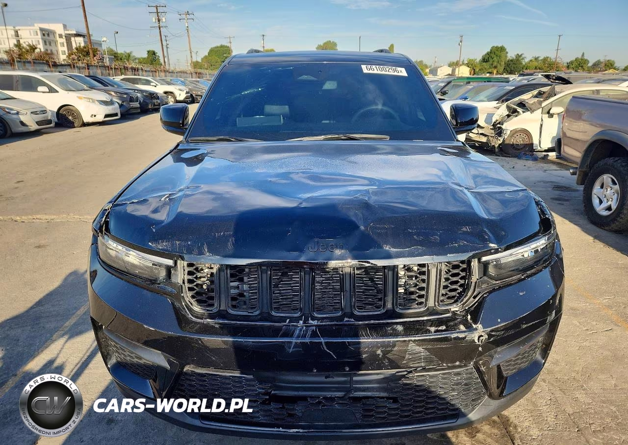 2024 Jeep Grand Cherokee Laredo VIN:1C4RJHAG8RC247714 - 5