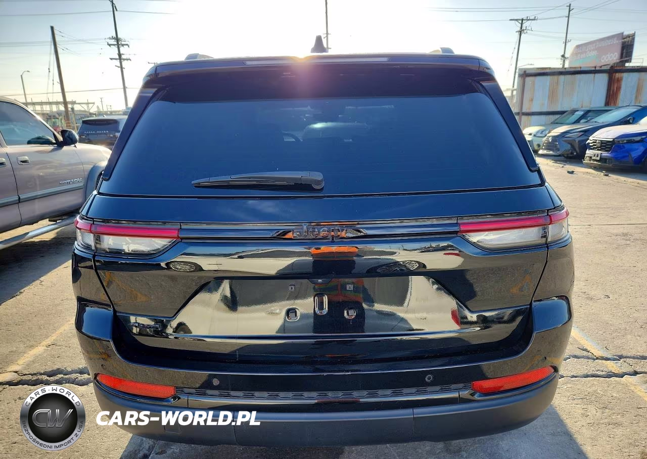 2024 Jeep Grand Cherokee Laredo VIN:1C4RJHAG8RC247714 - 6