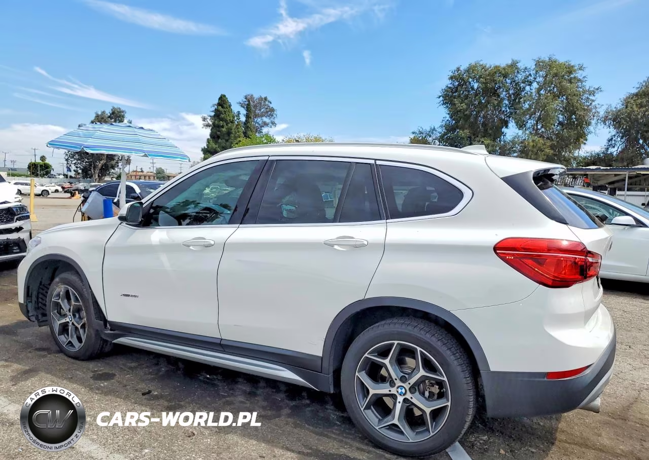 2018 BMW X1 xDrive28I VIN:WBXHT3C3XJ5K22893 - 2