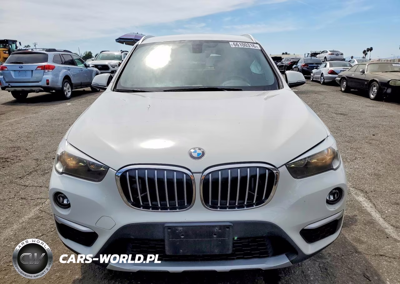 2018 BMW X1 xDrive28I VIN:WBXHT3C3XJ5K22893 - 5