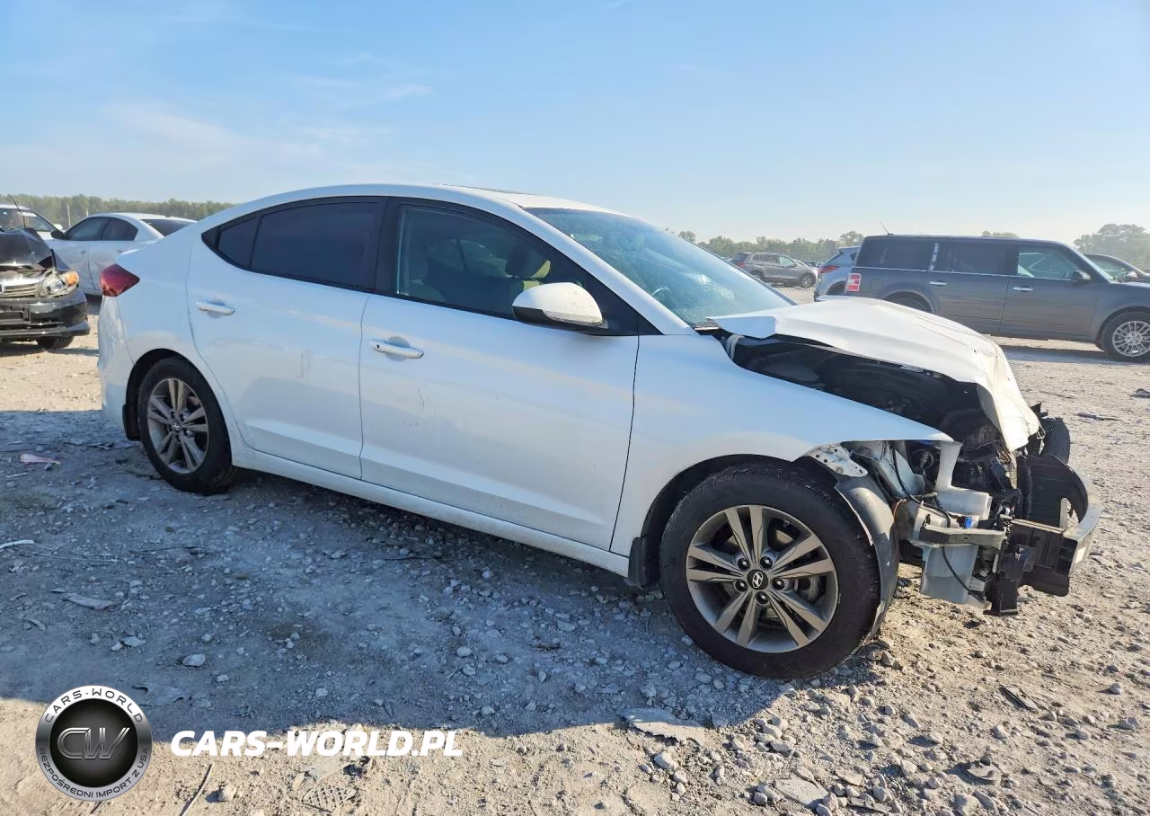 2018 Hyundai Elantra Value Edition VIN:5NPD84LF6JH323202 - 4