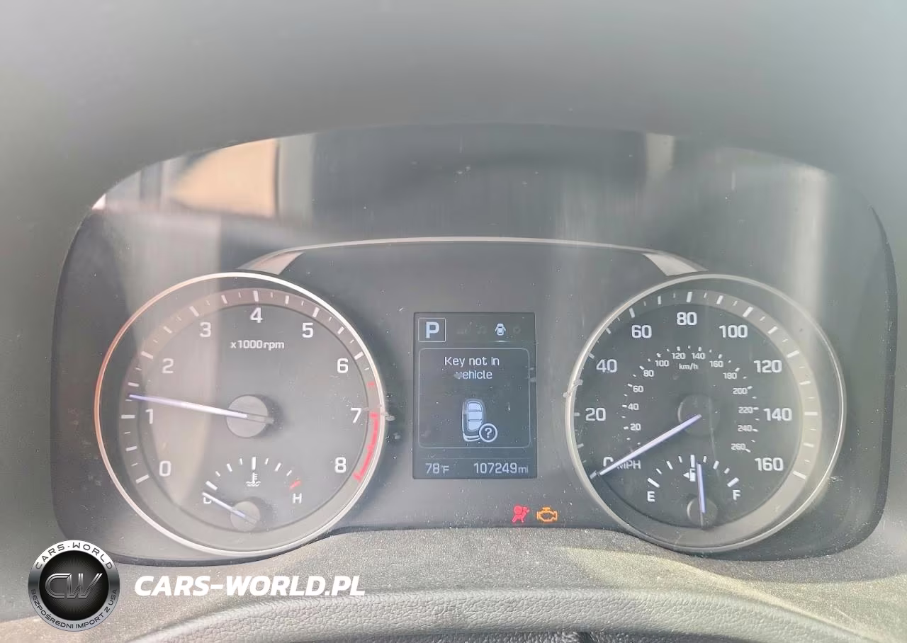 2018 Hyundai Elantra Value Edition VIN:5NPD84LF6JH323202 - 9