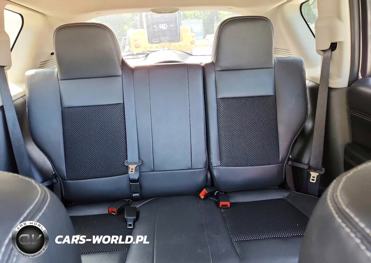 2015 Jeep Compass Latitude VIN:1C4NJDEB7FD130704 - 10