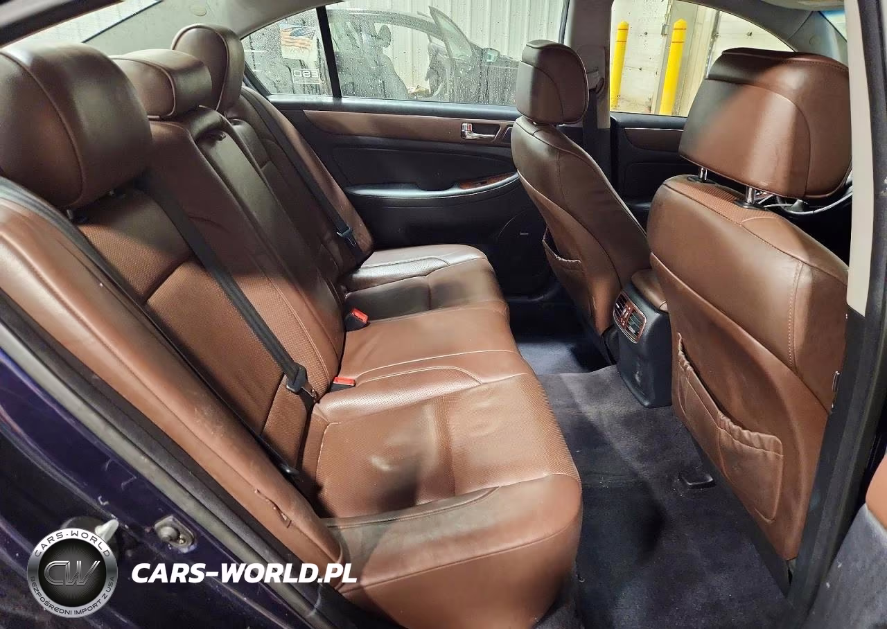 2009 Hyundai Genesis 3.8L VIN:KMHGC46E79U026614 - 10