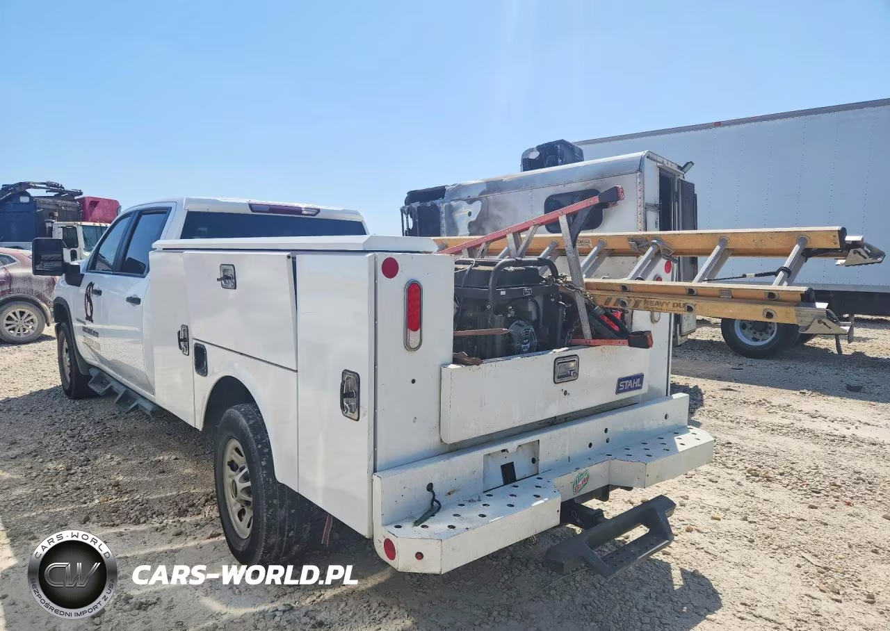 2022 Chevrolet Silverado C3500 VIN:1GC4WRE70NF219054 - 2