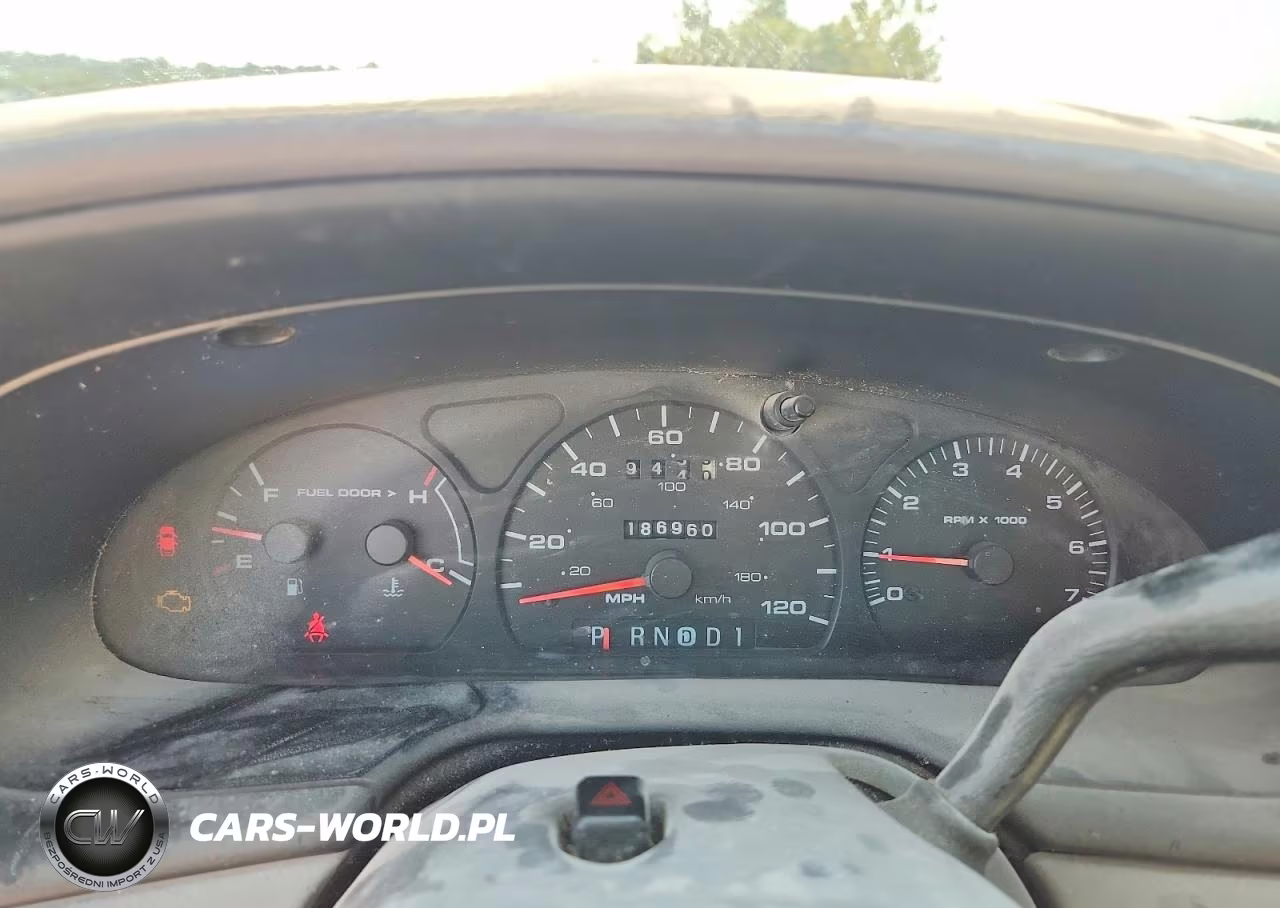 2001 Ford Taurus Ses VIN:1FAFP55U21G182099 - 9