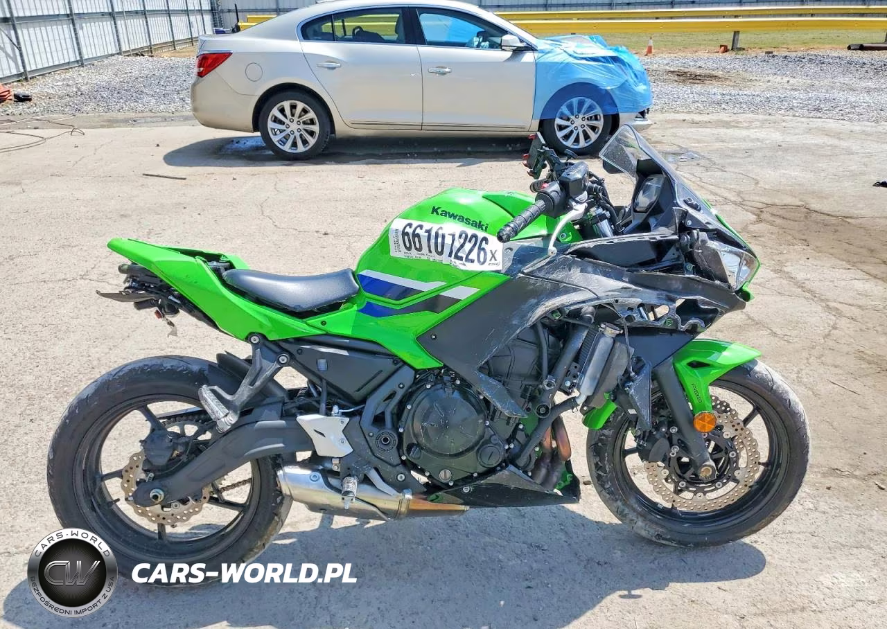2026 Kawasaki Ex650 P – zdjęcie 1 z 10
