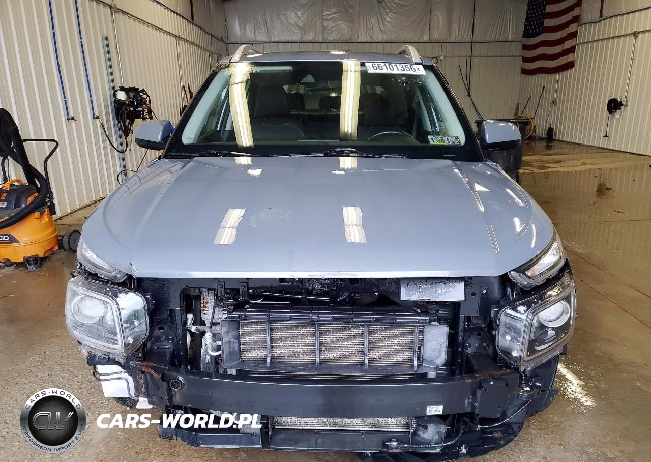 2020 Hyundai Venue Sel VIN:KMHRC8A32LU031071 - 5