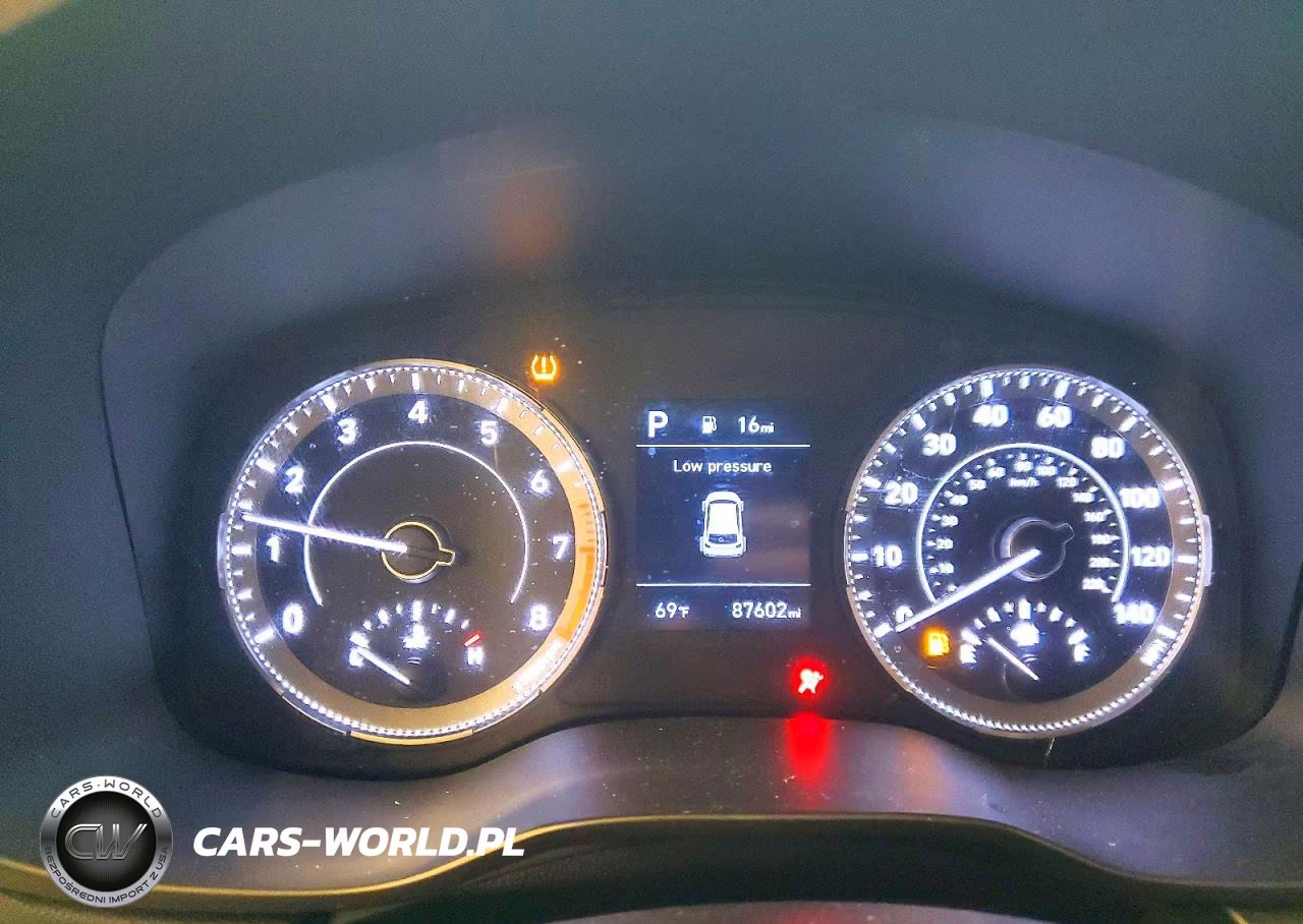 2020 Hyundai Venue Sel VIN:KMHRC8A32LU031071 - 9