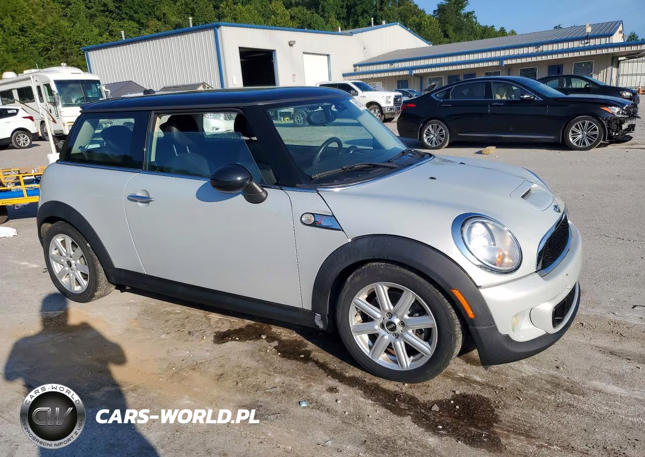 2013 Mini Cooper S VIN:WMWSV3C56DT392924 - 4