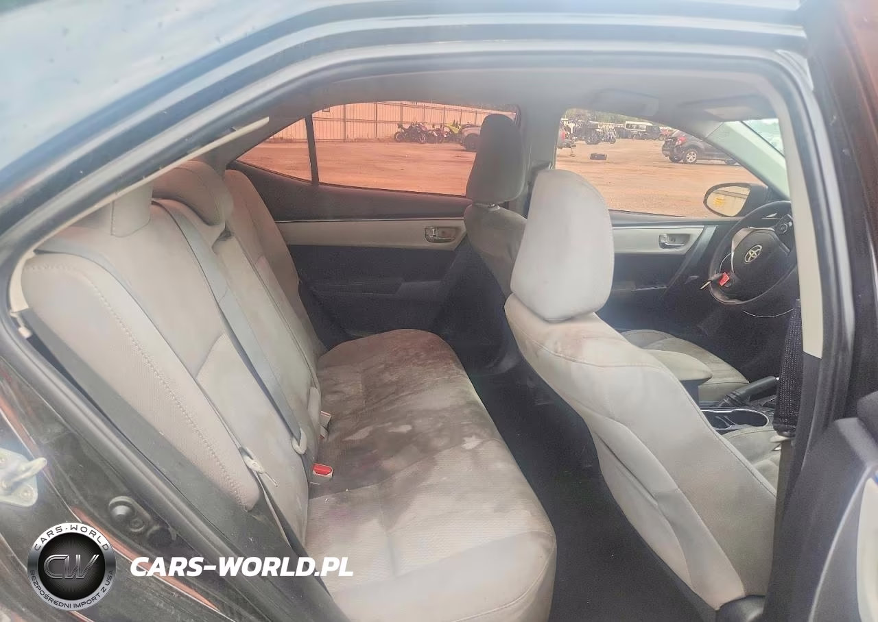 2016 Toyota Corolla Le VIN:5YFBURHE2GP551547 - 10