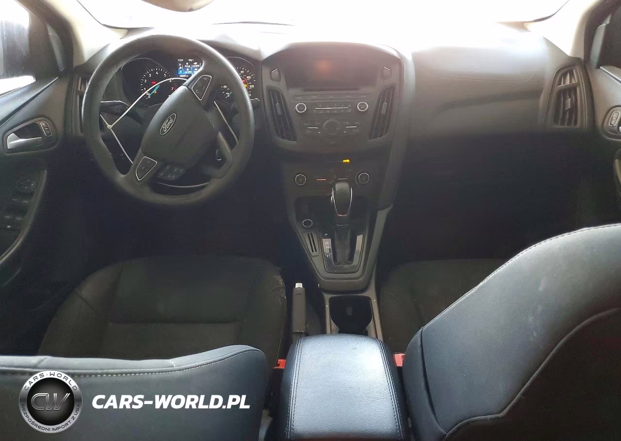 2017 Ford Focus Se VIN:1FADP3K29HL216572 - 8