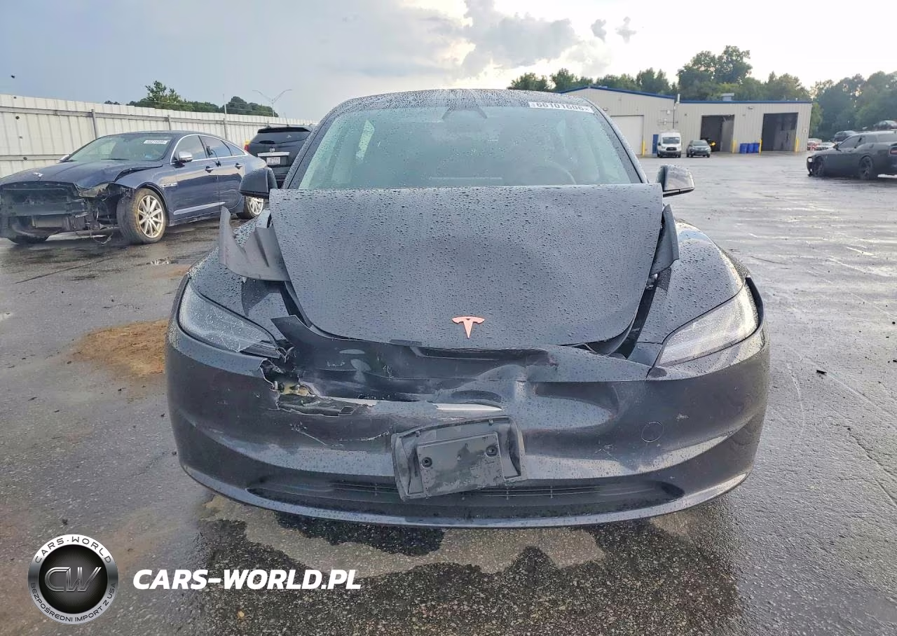 2025 Tesla Model 3 VIN:5YJ3E1EA3SF053804 - 5