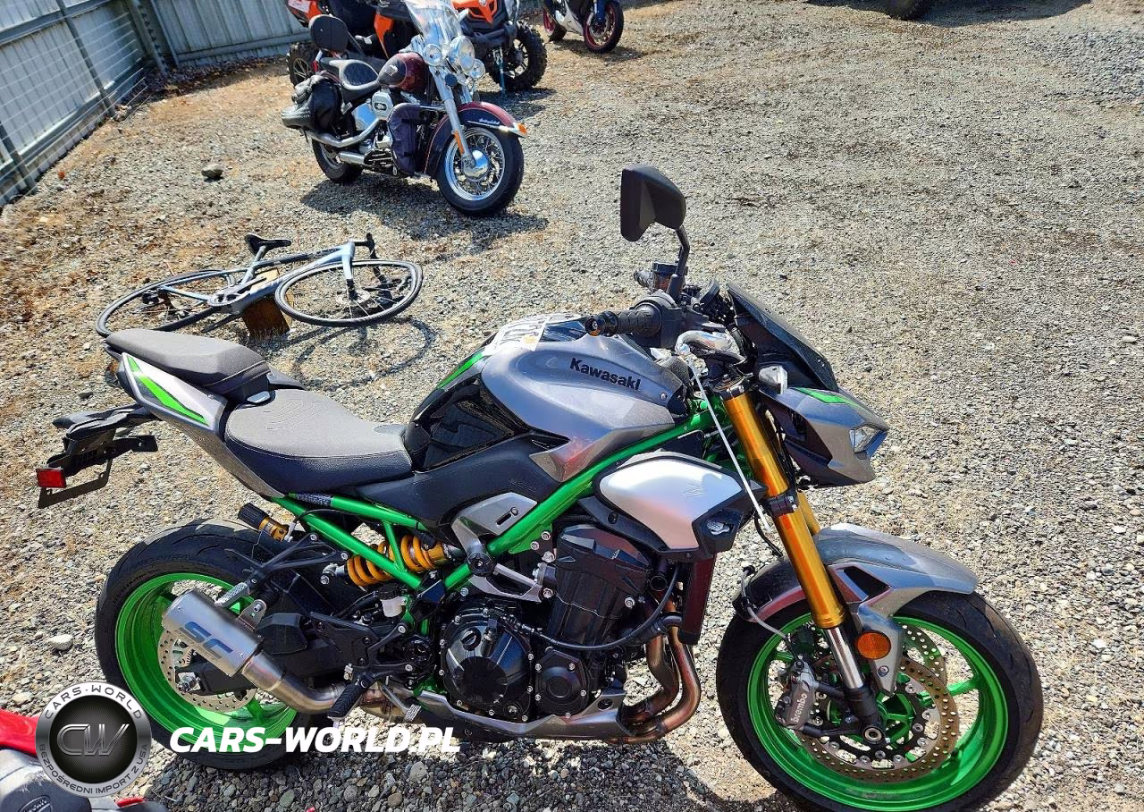2025 Kawasaki Zr900 T – zdjęcie 1 z 9