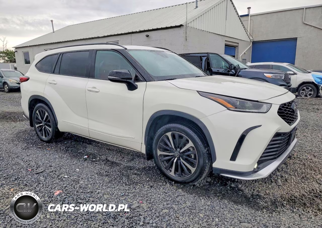 2021 Toyota Highlander Xse VIN:5TDJZRBHXMS068097 - 4