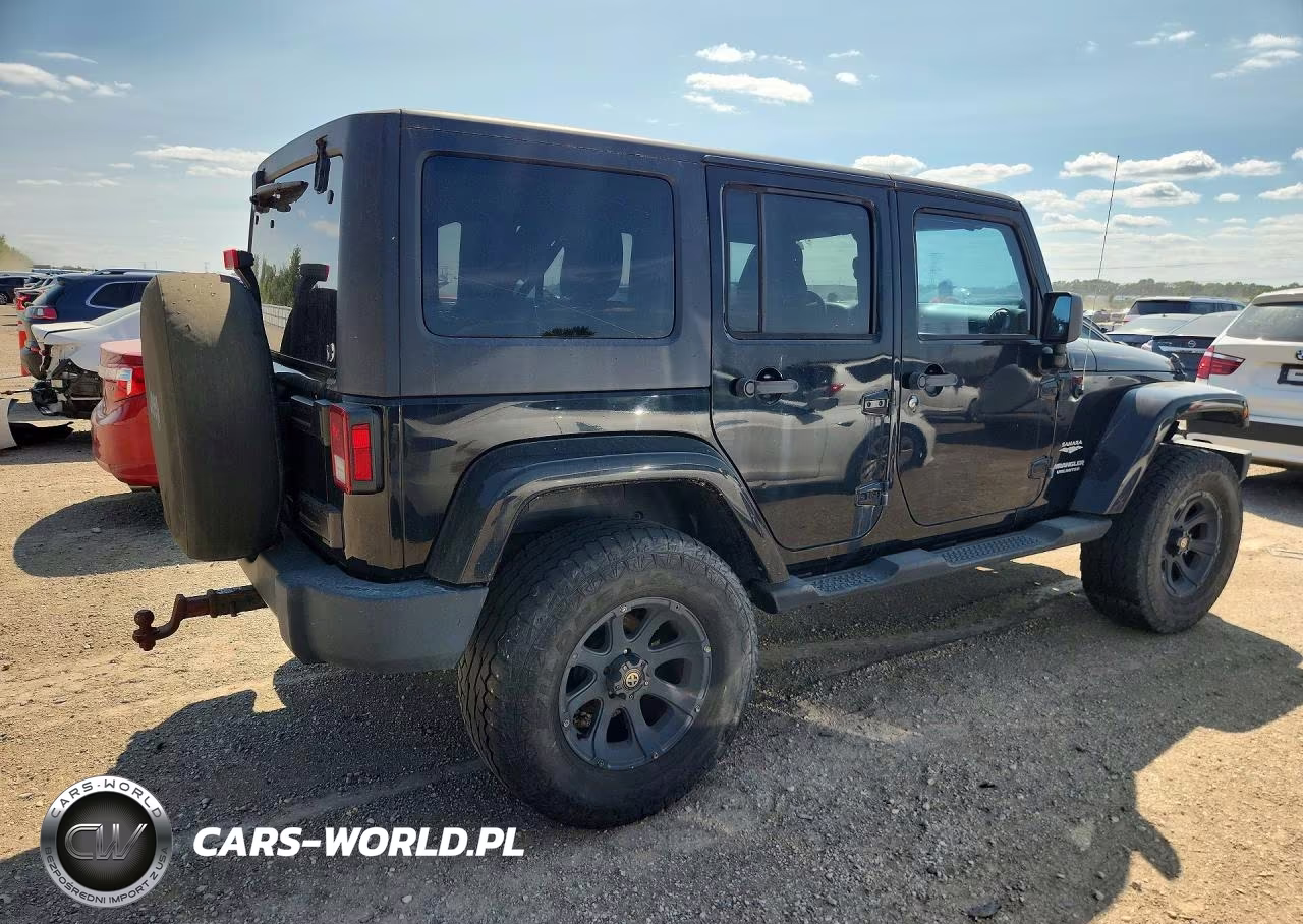 2011 Jeep Wrangler Unlimited Sahara VIN:1J4BA5H18BL588211 - 3