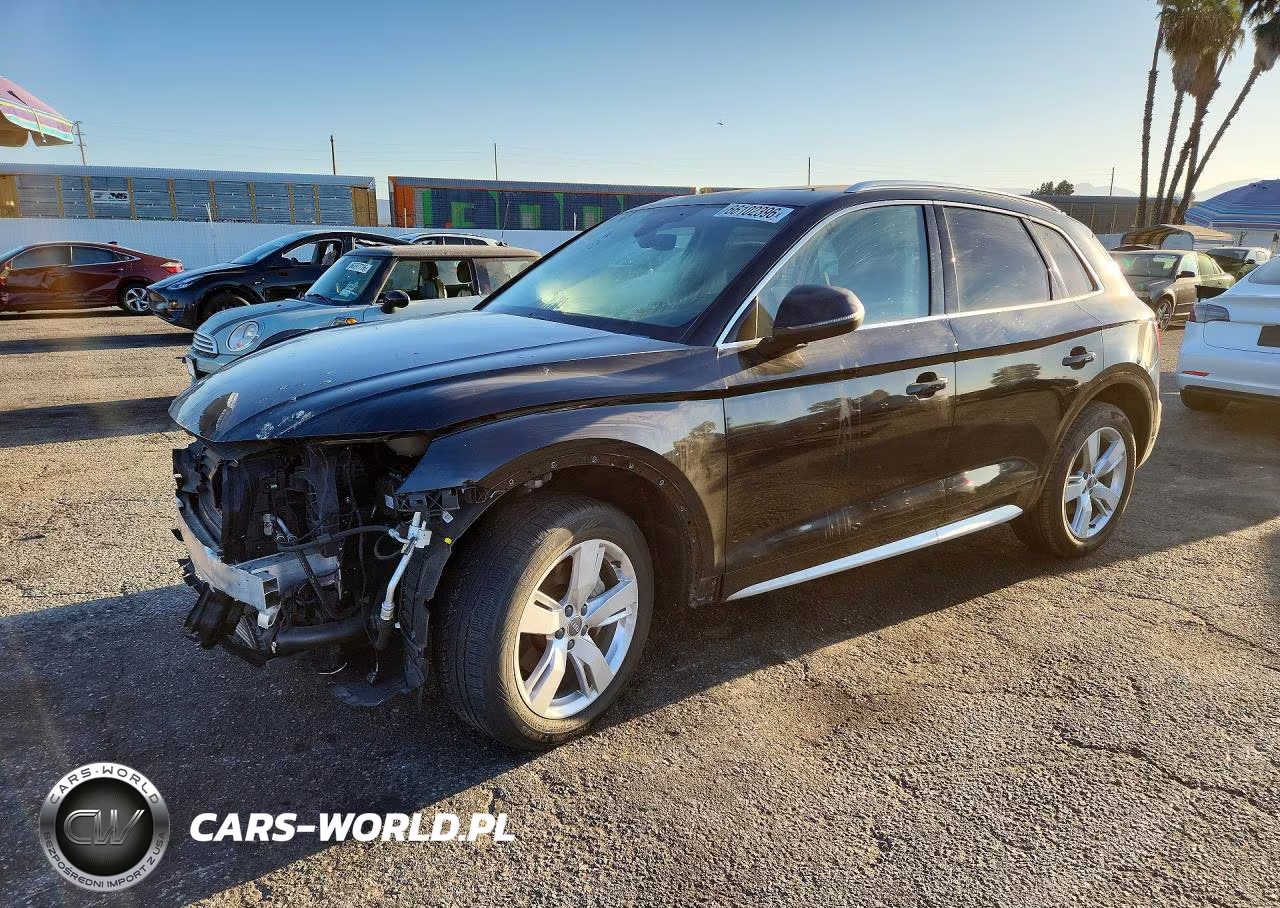 2018 Audi Q5 Premium Plus VIN:WA1BNAFYXJ2240850 - 1