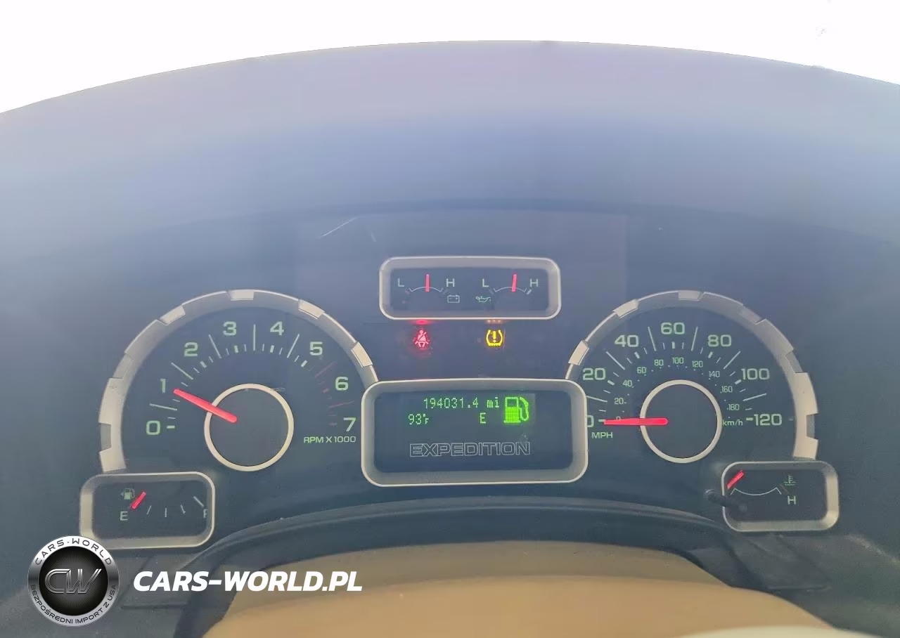 2008 Ford Expedition Xlt VIN:1FMFU15588LA35142 - 9