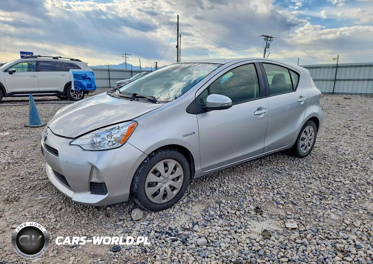 2014 Toyota Prius C Three