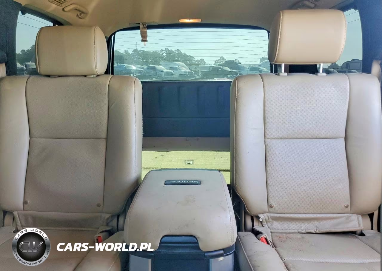2021 Toyota Sequoia Platinum VIN:5TDGY5B15MS184770 - 10