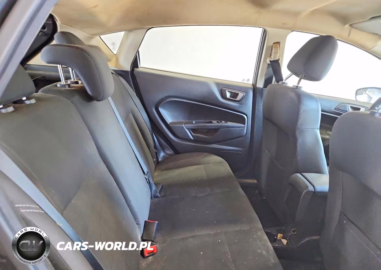 2016 Ford Fiesta Se VIN:3FADP4EJ4GM130155 - 10