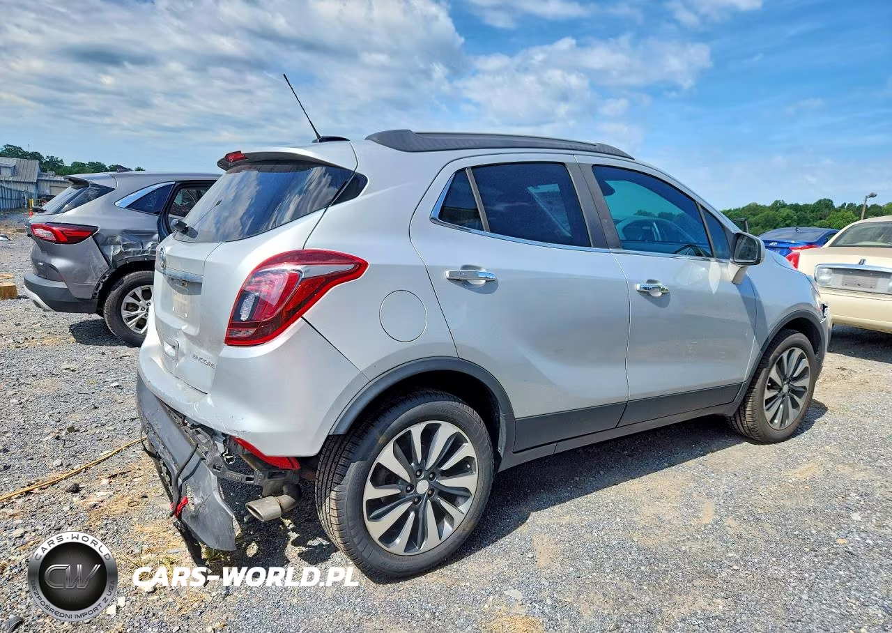 2021 Buick Encore Preferred VIN:KL4CJASB8MB359292 - 3