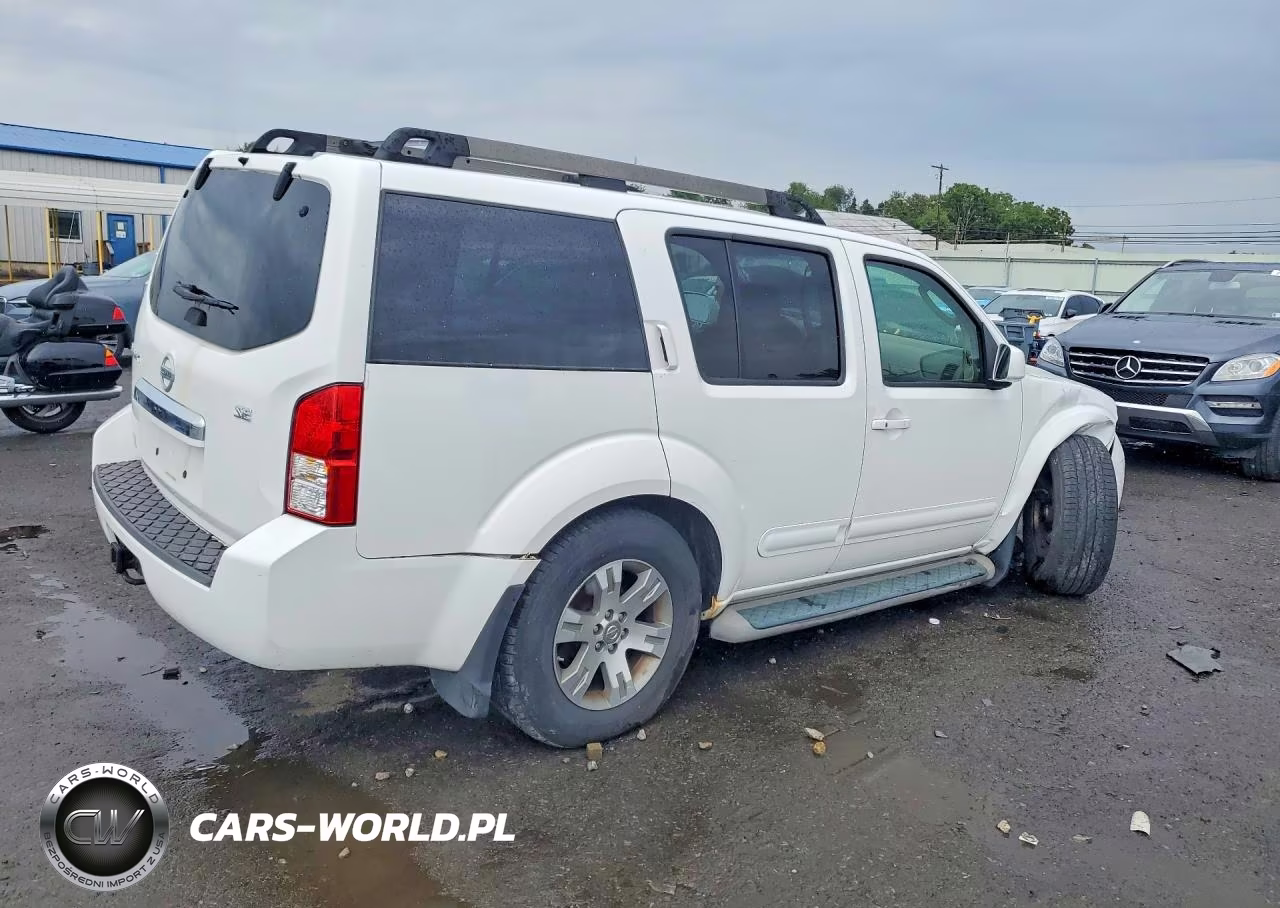 2010 Nissan Pathfinder S VIN:5N1AR1NBXAC602345 - 3