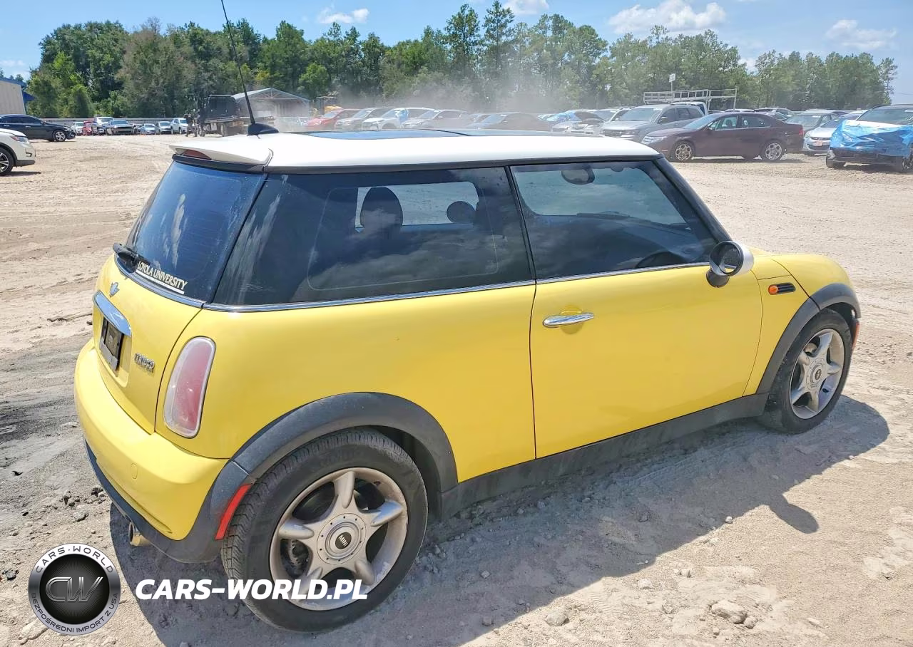 2005 Mini Cooper VIN:WMWRC33505TJ69008 - 3