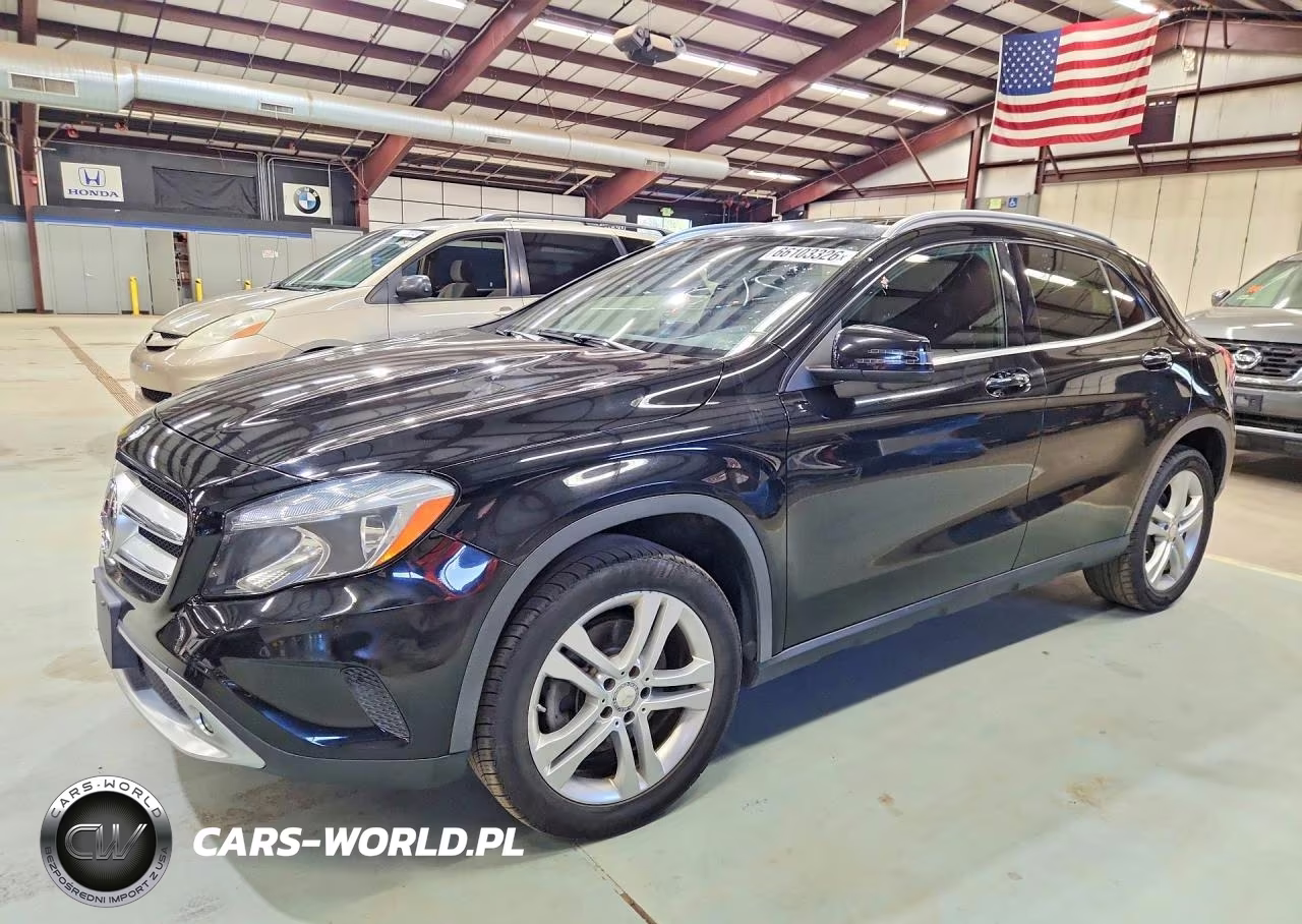 2016 Mercedes-Benz Gla 250 4Matic – zdjęcie 1 z 13