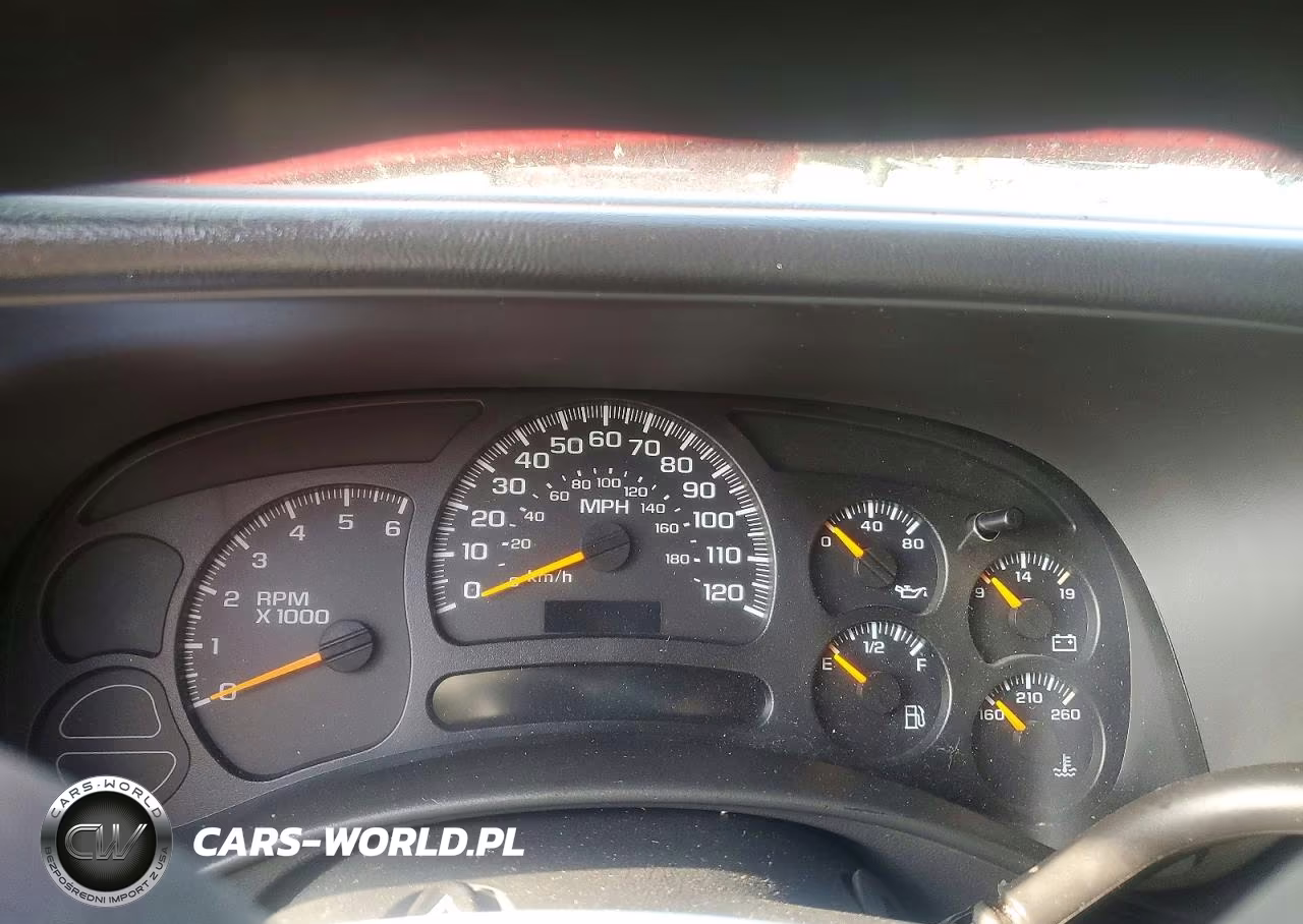 2004 Chevrolet Silverado C1500 VIN:1GCEC14X04Z111093 - 9