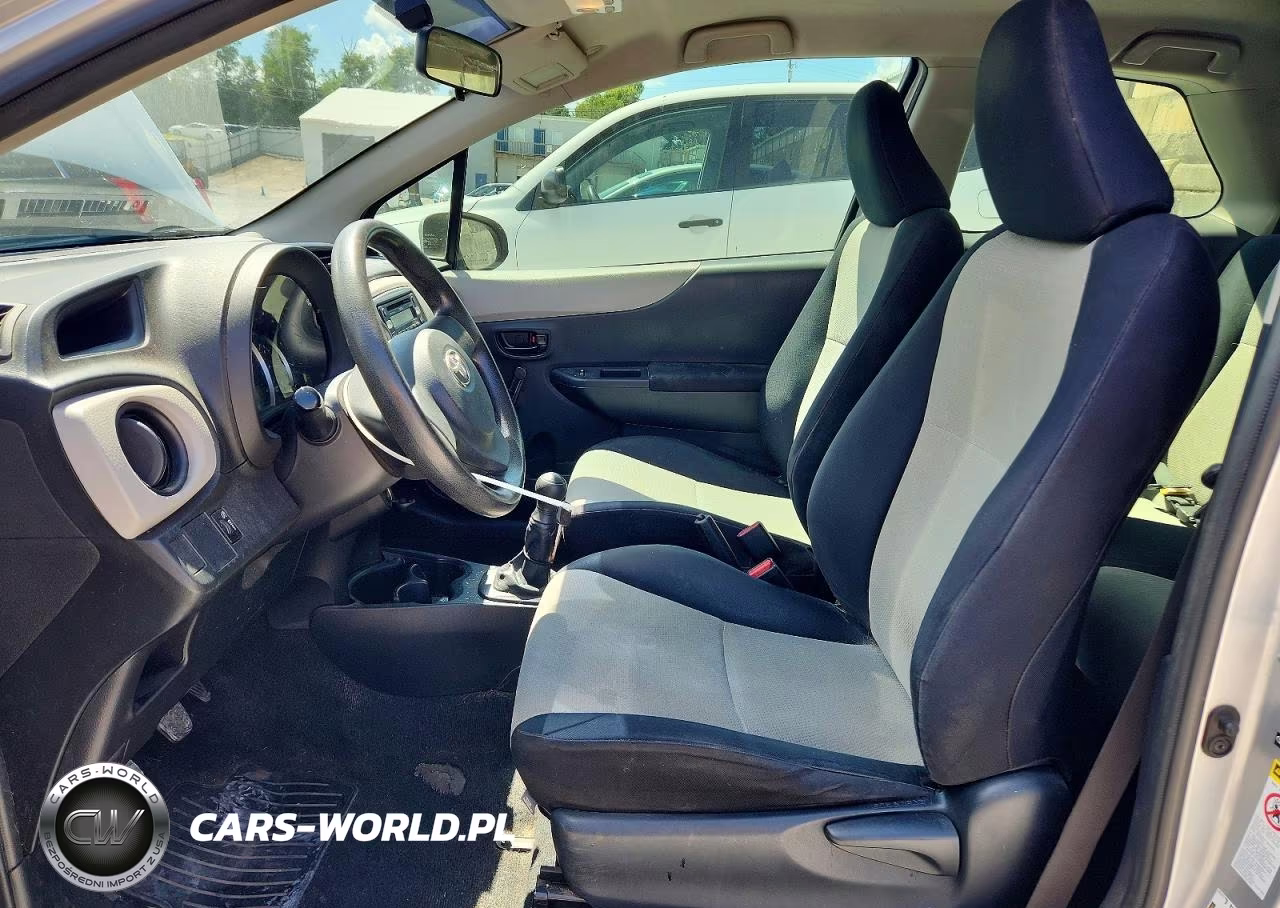 2012 Toyota Yaris 3-Door L VIN:JTDJTUD39CD520623 - 7