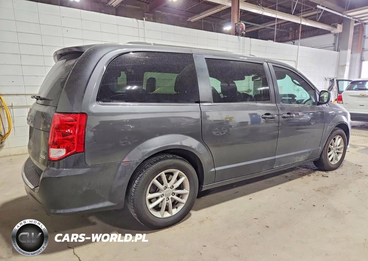 2018 Dodge Grand Caravan Sxt VIN:2C4RDGCG9JR297113 - 3