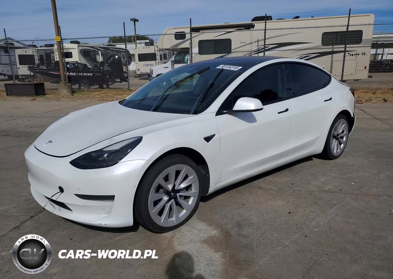 2022 Tesla Model 3 – zdjęcie 1 z 12