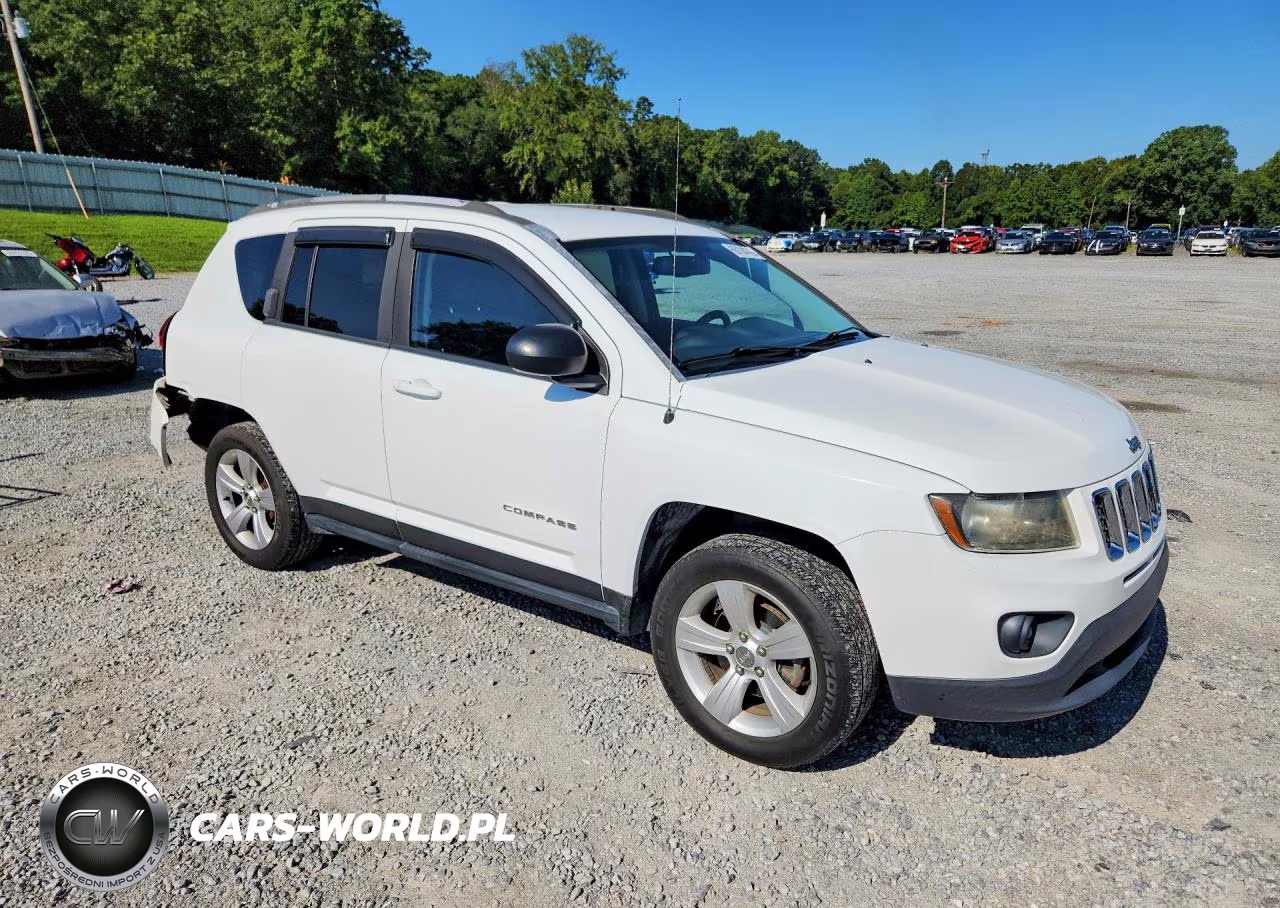 2016 Jeep Compass Sport VIN:1C4NJCBA0GD600515 - 4