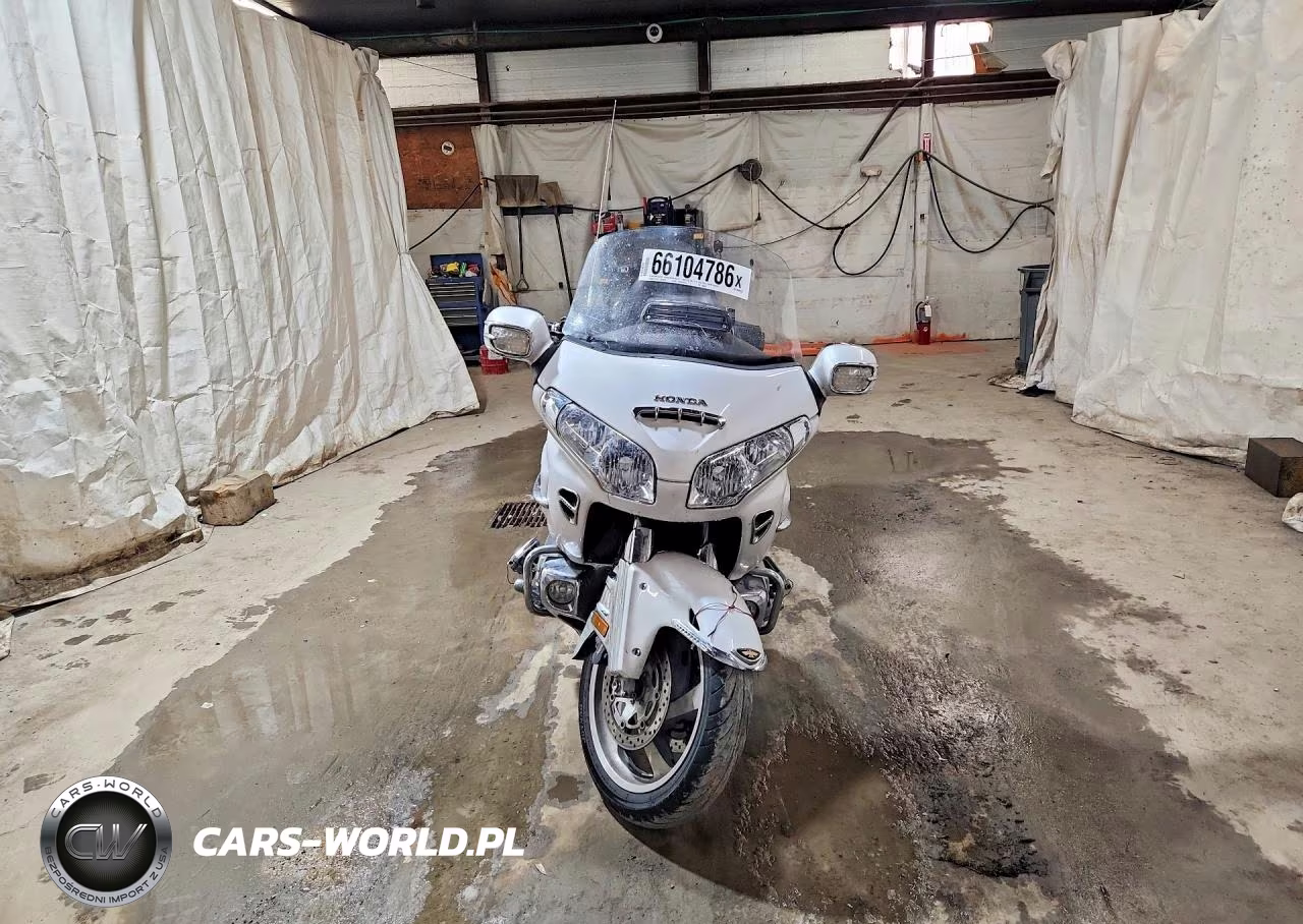 2008 Honda Gl1800 VIN:1HFSC47H88A700864 - 2