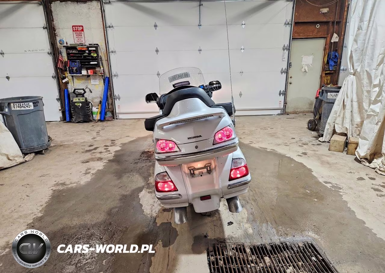 2008 Honda Gl1800 VIN:1HFSC47H88A700864 - 4