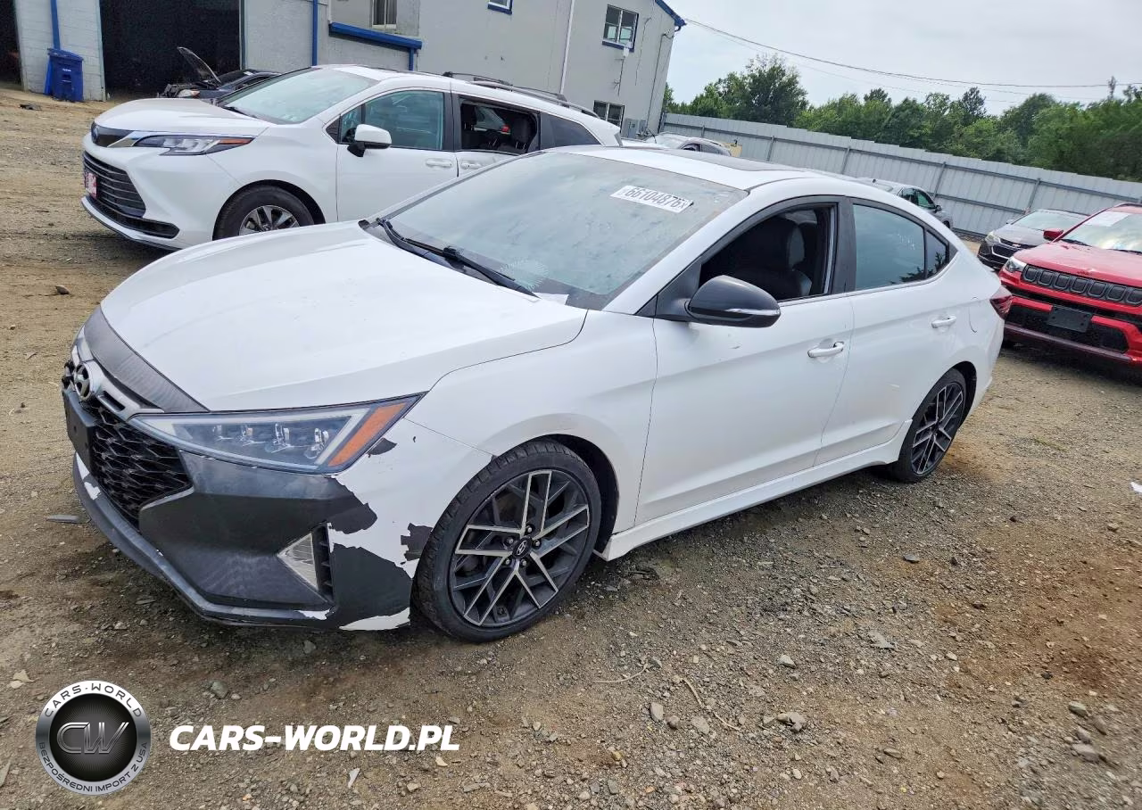 2020 Hyundai Elantra Sport