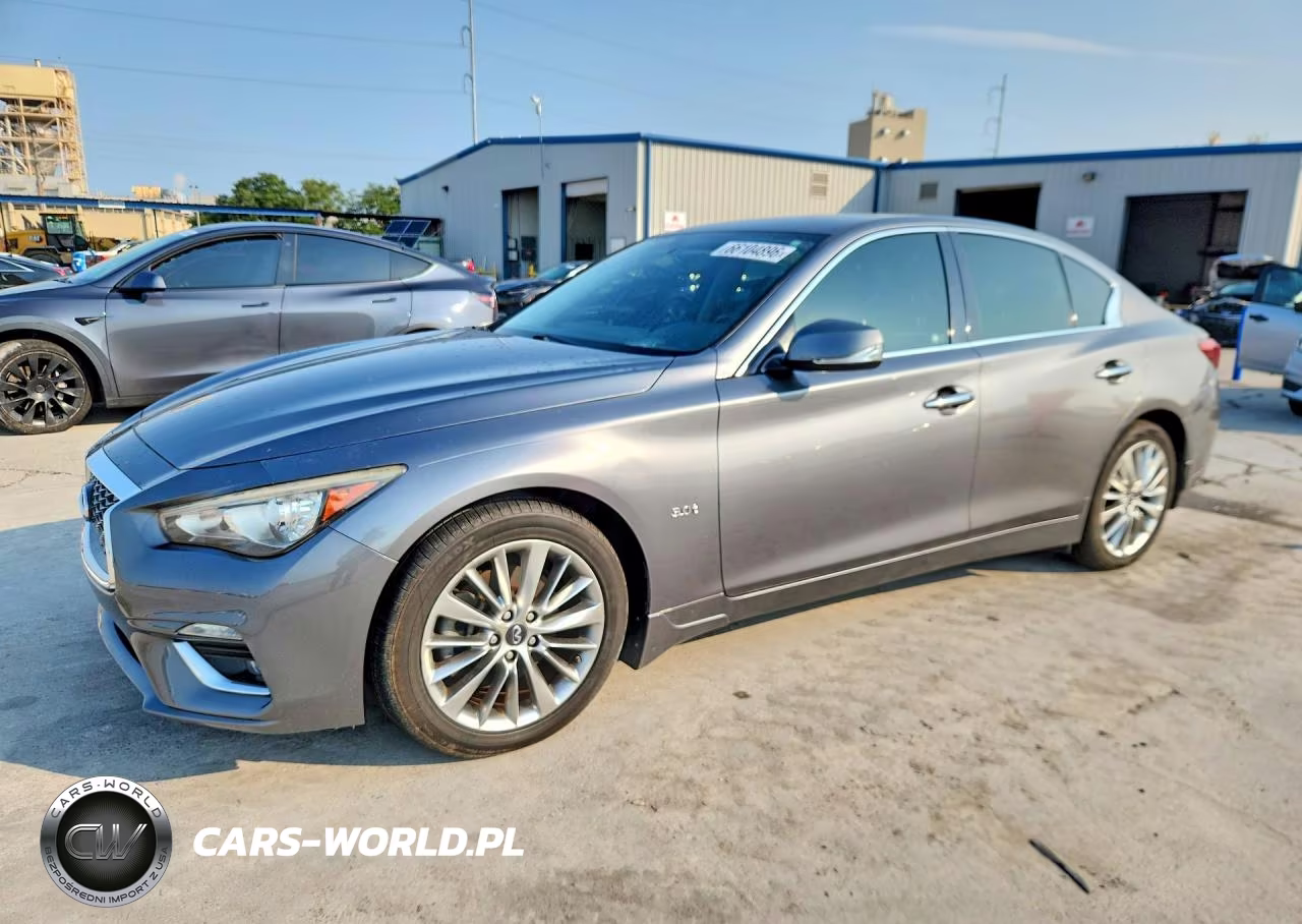 2018 Infiniti Q50 3.0T Luxe