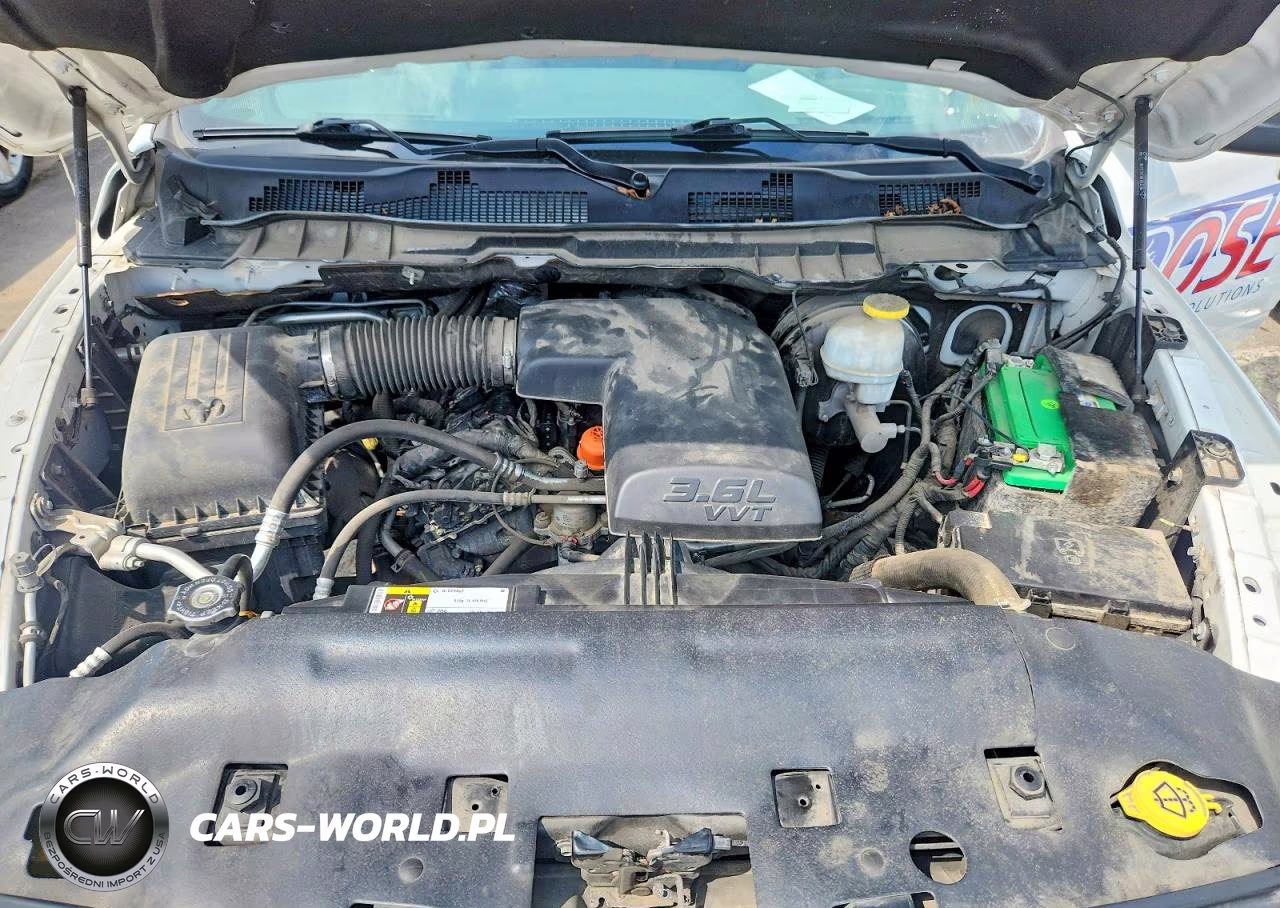 2019 Ram 1500 Classic Tradesman VIN:1C6RR6FG2KS712464 - 11