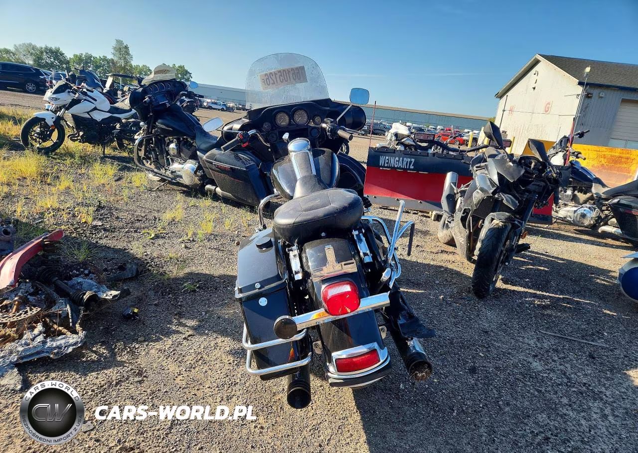 2012 Harley-Davidson Flhtp Police Electra Glide VIN:1HD1FMM17CB668592 - 4