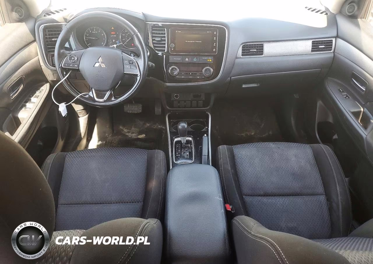 2018 Mitsubishi Outlander Se VIN:JA4AD3A32JZ039666 - 8